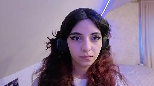 Blissmissataeses webcam