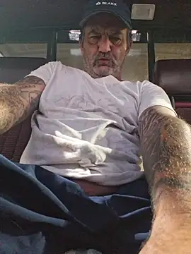 Hotbodyscottie webcam