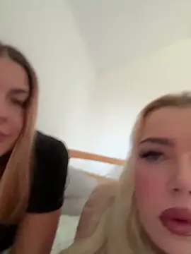 Sofiaaliyaaaa webcam