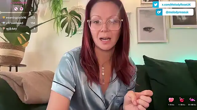 MelodyRoseUk webcam