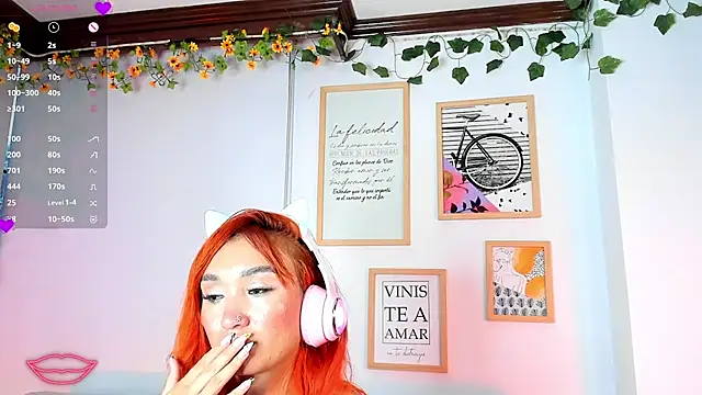 namidoll (F young) - striptease show + dance sexy