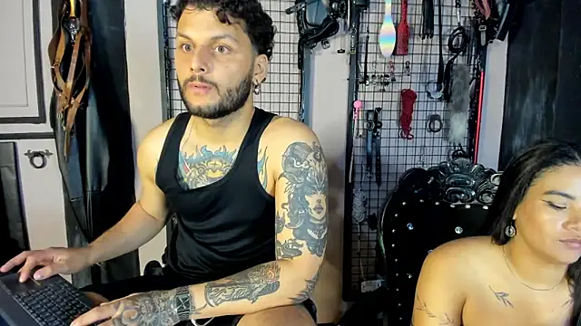 Twisted_Fantasy webcam