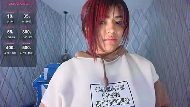 NicolleTaylor webcam