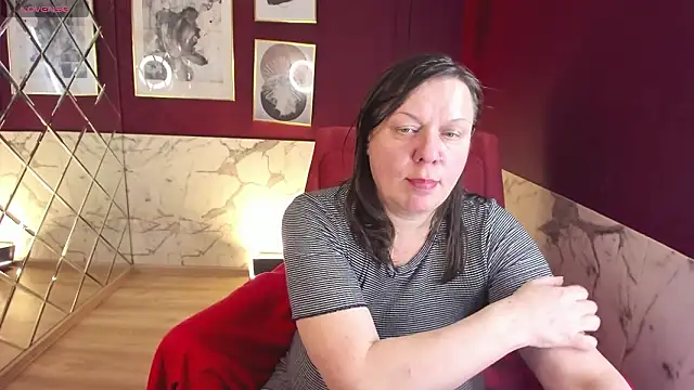 KellyPerfection webcam