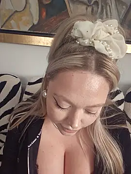 misstitmouseofficial webcam