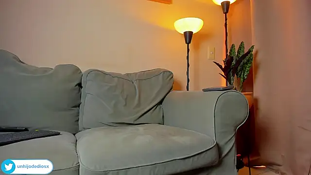 Ackerman_Eren_ webcam