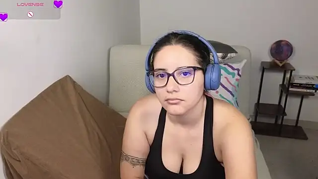 blue__moon_ - Blue__moon_'s free webcam - UK Sex Cams