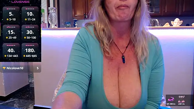 JennaDeluxe webcam