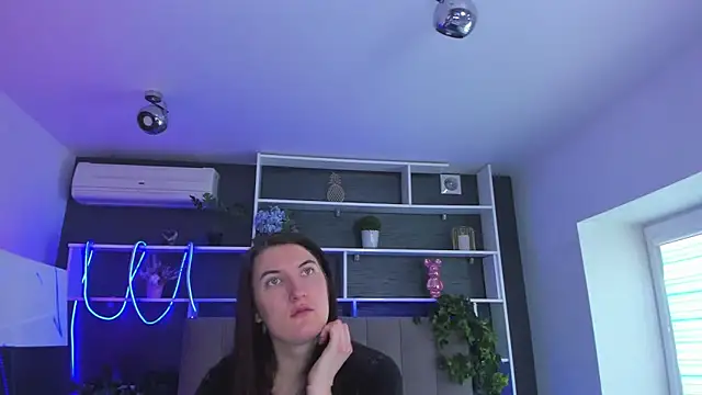 StephieRousee webcam