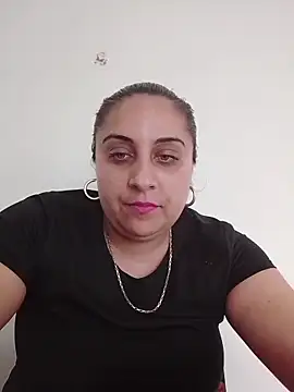 AntoAntonianna webcam