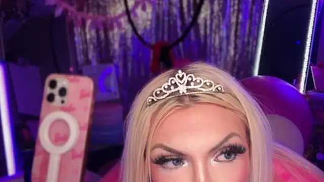 bimbotwerkqueen webcam