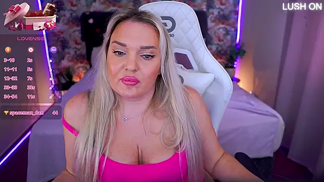 MissyMartinez webcam