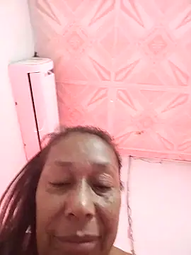 Ruby-Hot-Milf webcam