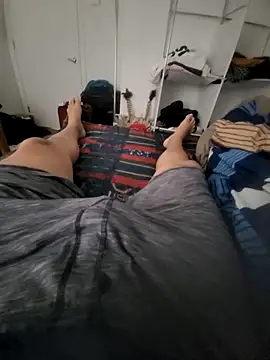 Bouncywarrior webcam