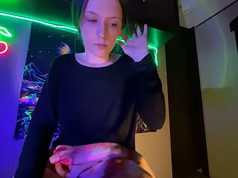 Thedeepwebcutie webcam