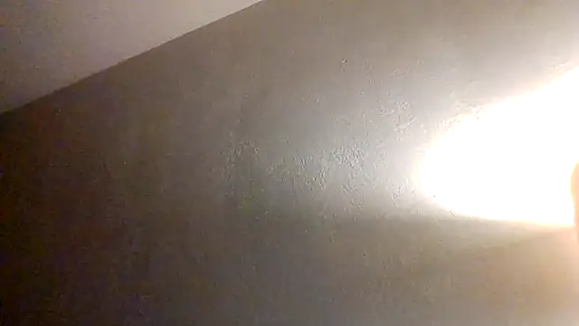 Tallhungandcloudy webcam