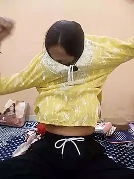 meenu_bhabhi547 webcam