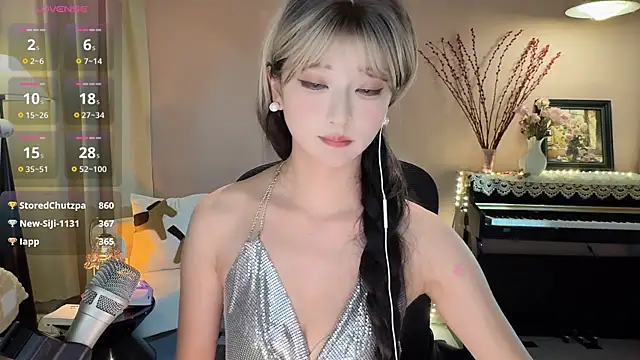 美女Molly00-在线直播