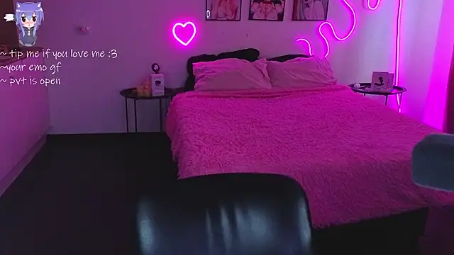 your_little_eva webcam