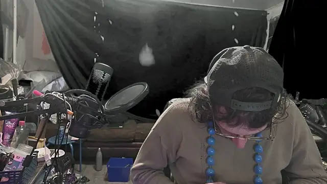 MasterDaddyCool webcam