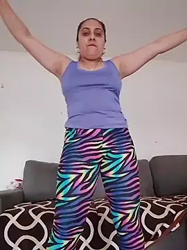 AntoAntonianna webcam