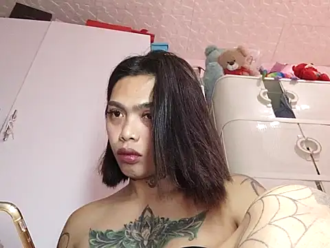 TSqueenOfCUM webcam