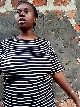 Sassy_boobs21 webcam