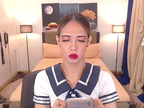 PreciousAmore Live Webcam on Stripchat