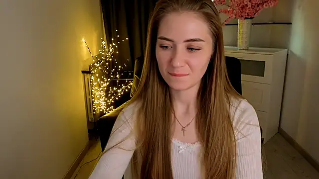 alice_chain - Alice_Chain's free webcam - UK Sex Cams