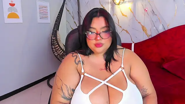 tifanny_bigboobs11 webcam
