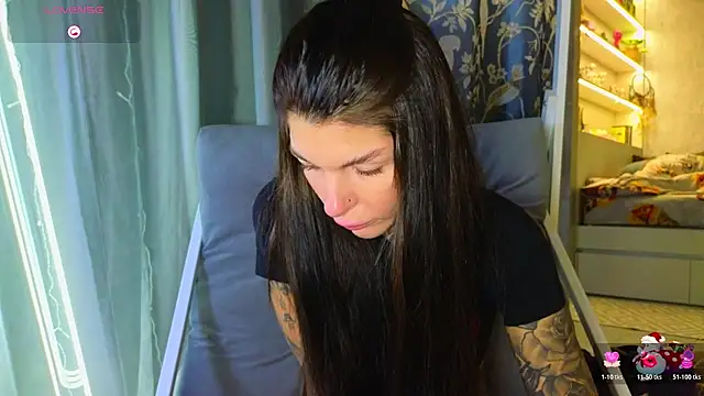 tattooedBabyy webcam