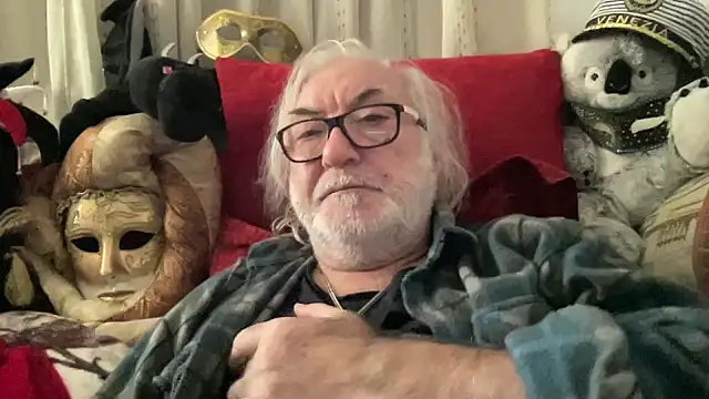 EroticVenetian webcam