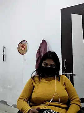 Webcam Model (illay_love)  is live.Free join now!