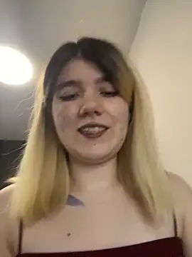 Webcam Model (Cherry___Blossom)  is live.Free join now!