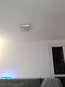 Viola_sweet_honey webcam