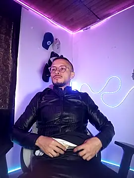 sebastian_horny webcam