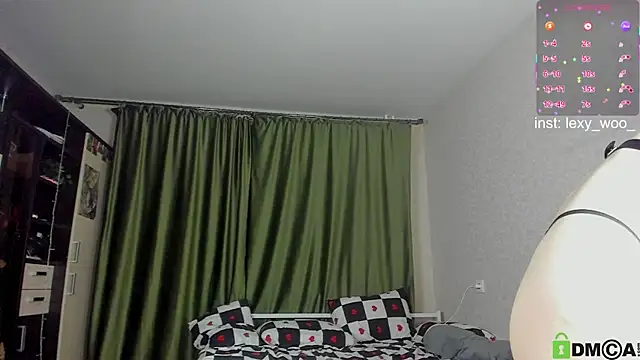 Lexy-Woorhez webcam