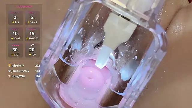 美女yueyue2003在线直播