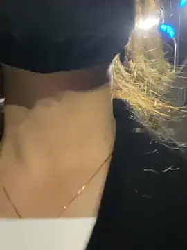 美女mi-ki1314在线直播