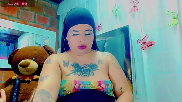 nauthyvalentina webcam