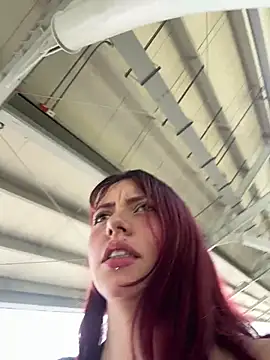 RojitasTeaseX_ webcam