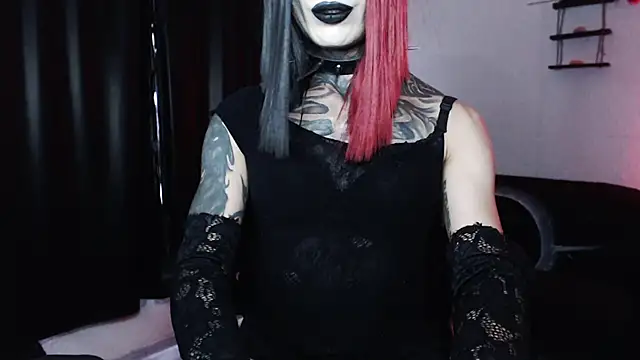 april_simons2 webcam