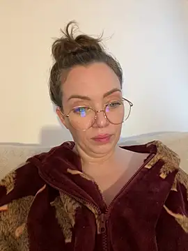 FemDom_RubyKnightXXO webcam