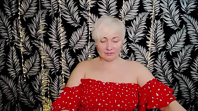 Olivia_playful webcam