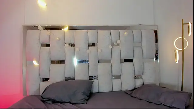 AliciaWhite_nt webcam