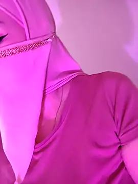 jadde_hamad (F milf) - my tits bouncing near the camera