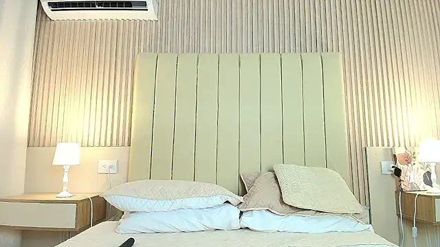 alessia_moon1 webcam