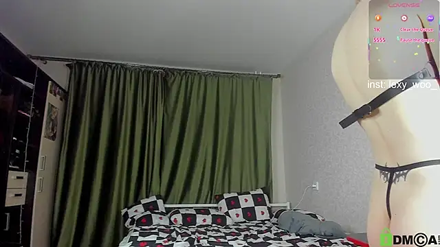 Lexy-Woorhez webcam
