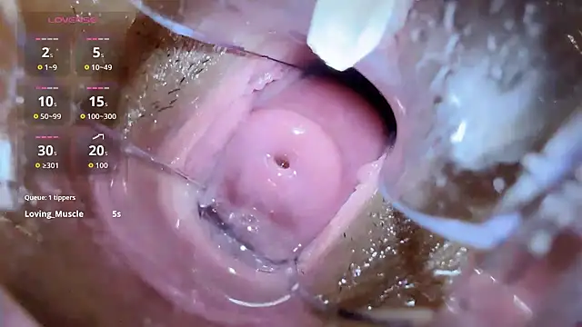 美女yueyue2003在线直播