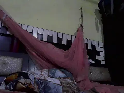 Stubborndesiboy webcam